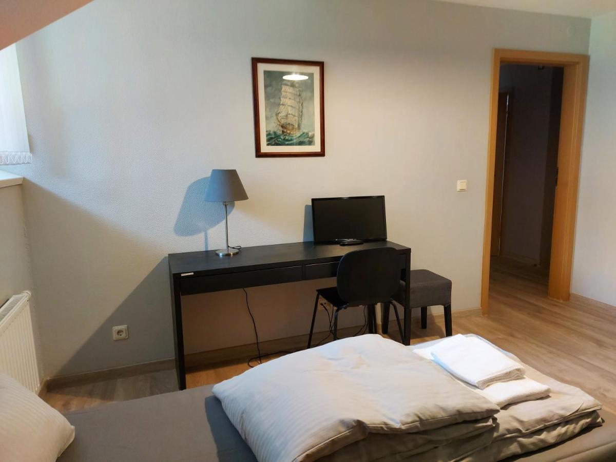 ,,Ilanka" Hostal Rumsiskes Exterior foto