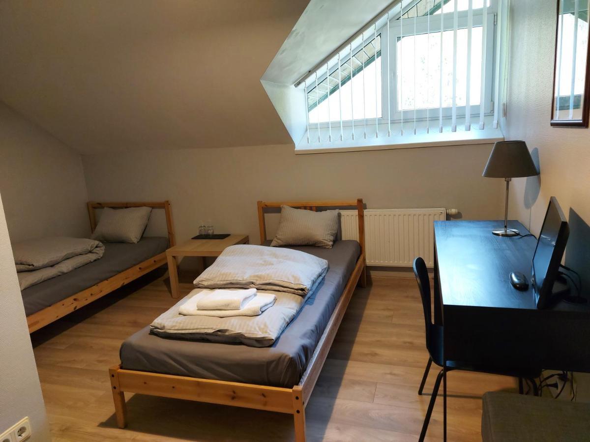 ,,Ilanka" Hostal Rumsiskes Exterior foto